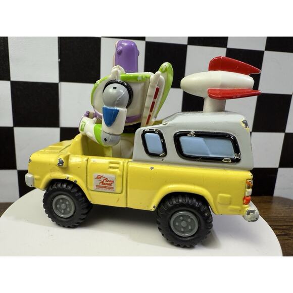 Disney Toy Story Buzz Lightyear in Diecast Pizza Planet Truck Metal Car - Picture 2 of 9